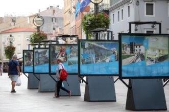 Rijeka: Otvorenje izložbe “30 godina rastemo zajedno” Rijeka: Otvorenje izložbe “30 godina rastemo zajedno”