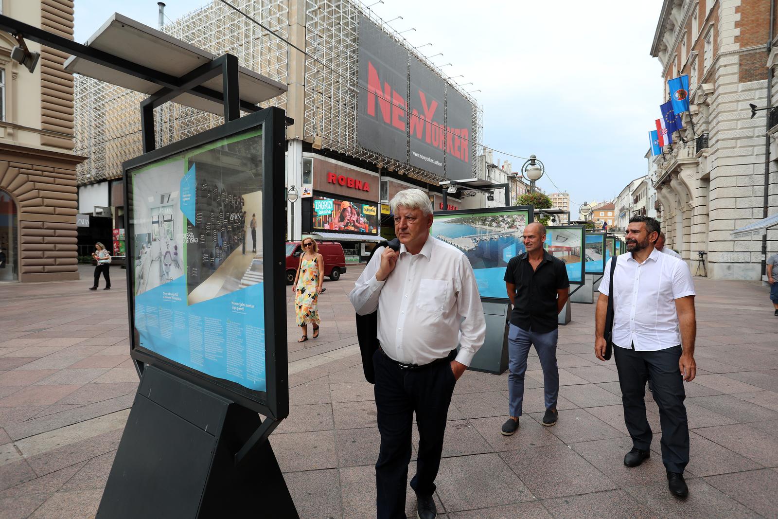 Rijeka: Otvorenje izložbe “30 godina rastemo zajedno” Rijeka: Otvorenje izložbe “30 godina rastemo zajedno”