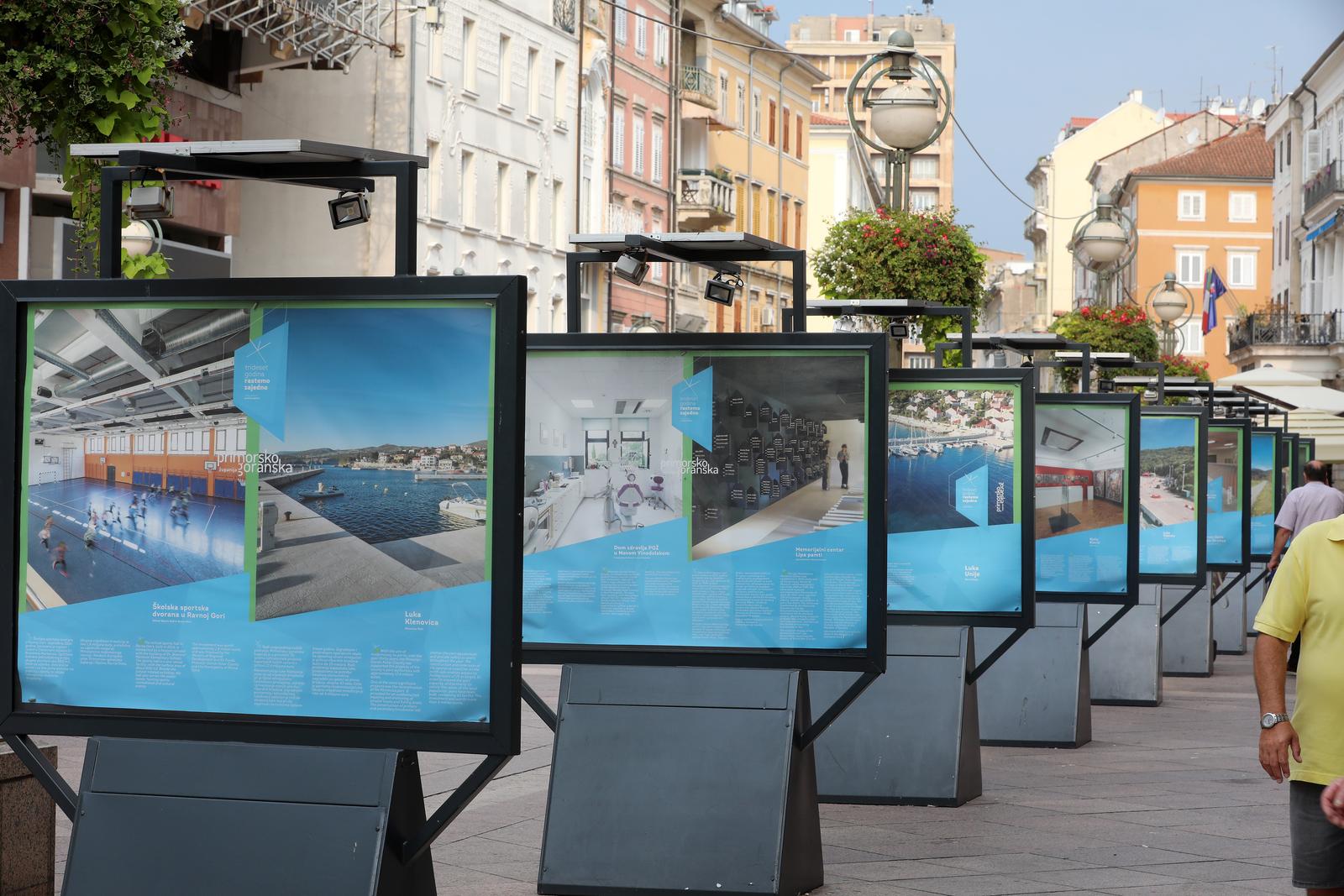Rijeka: Otvorenje izložbe “30 godina rastemo zajedno” Rijeka: Otvorenje izložbe “30 godina rastemo zajedno”