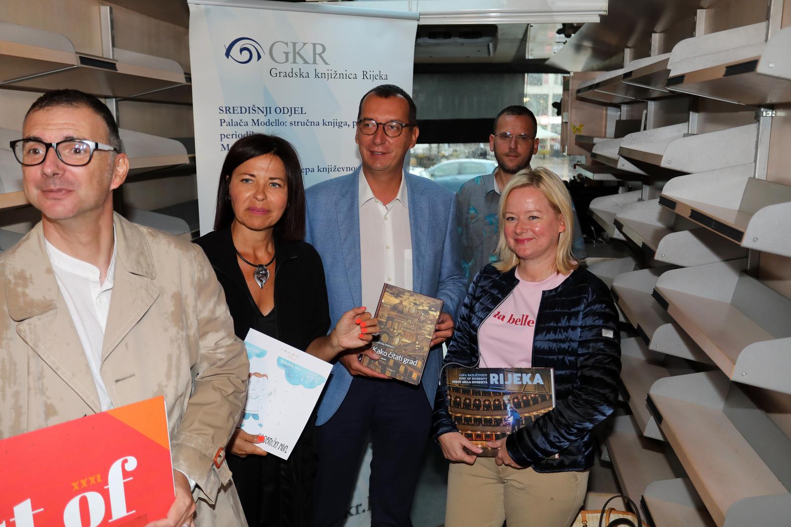 Rijeka: Predstavljanje novog gradskog bibliobusa Rijeka: Predstavljanje novog gradskog bibliobusa