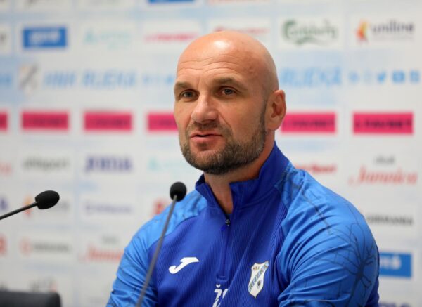 Rijeka: Trener Željko Sopić i igrač Veldin Hodža na press konferenciji, UECL, Lille