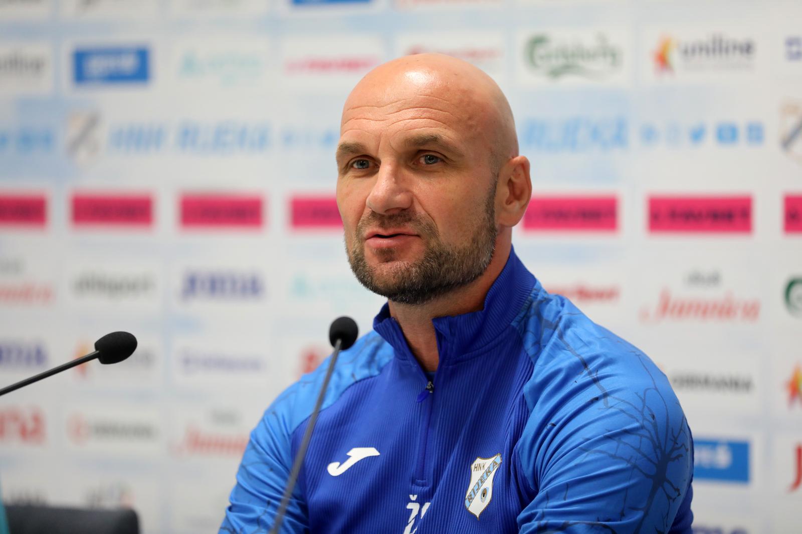Rijeka: Trener Željko Sopić i igrač Veldin Hodža na press konferenciji, UECL, Lille