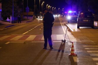 Brodarica: Automobilom naletio na dvoje pješaka koji su prevezeni u bolnicu Brodarica: Automobilom naletio na dvoje pješaka koji su prevezeni u bolnicu