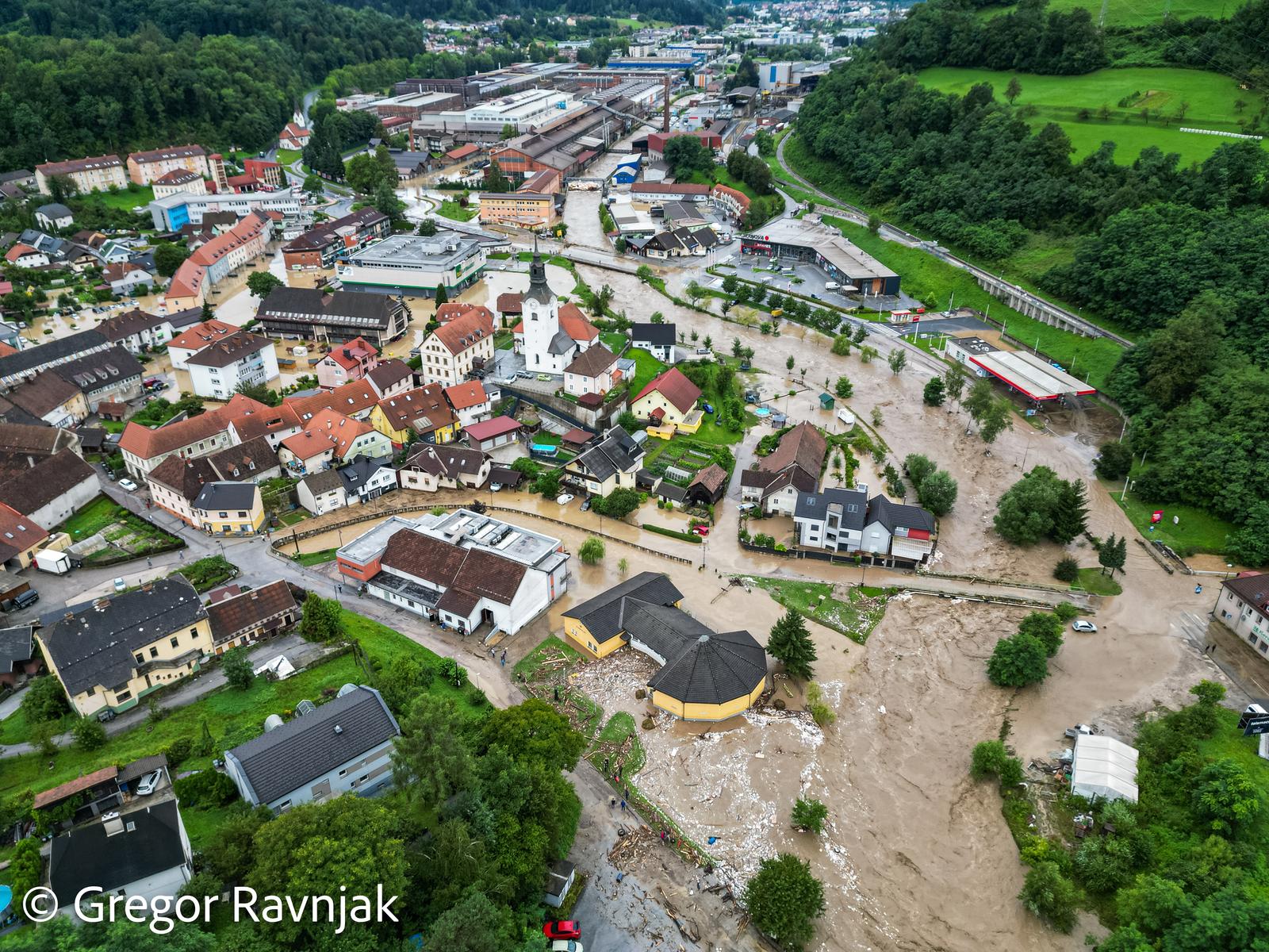 Pogled iz zraka na poplave u Sloveniji