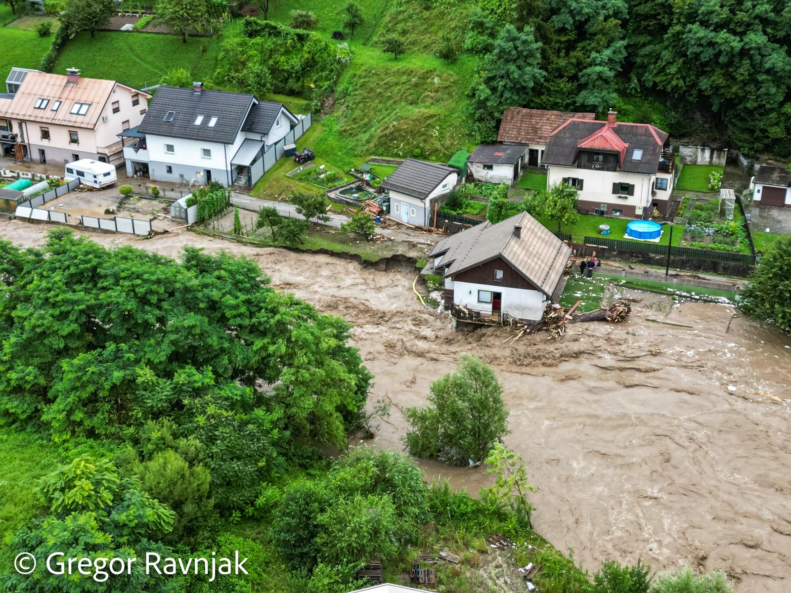Pogled iz zraka na poplave u Sloveniji