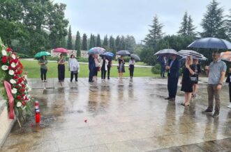 Polaganje-vijenaca-povodom-Dana-pobjede-i-domovinske-zahvalnosti-i-Dana-hrvatskih-branitelja-19 Polaganje-vijenaca-povodom-Dana-pobjede-i-domovinske-zahvalnosti-i-Dana-hrvatskih-branitelja-19