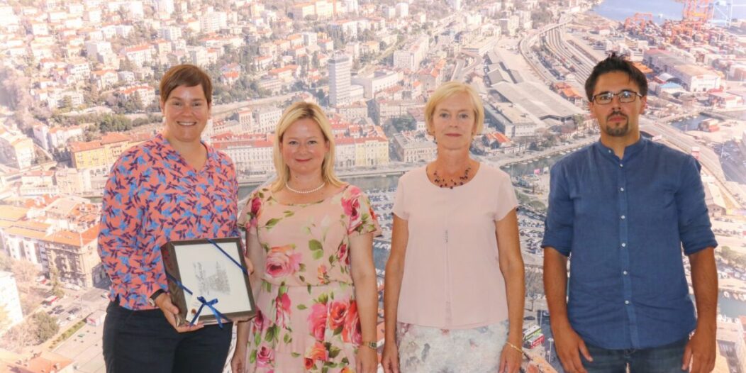 Sastanak-s-gradonačelnicom-Rostocka-Evom-Marijom-Kroger-6-1200×800 Sastanak-s-gradonačelnicom-Rostocka-Evom-Marijom-Kroger-6-1200×800