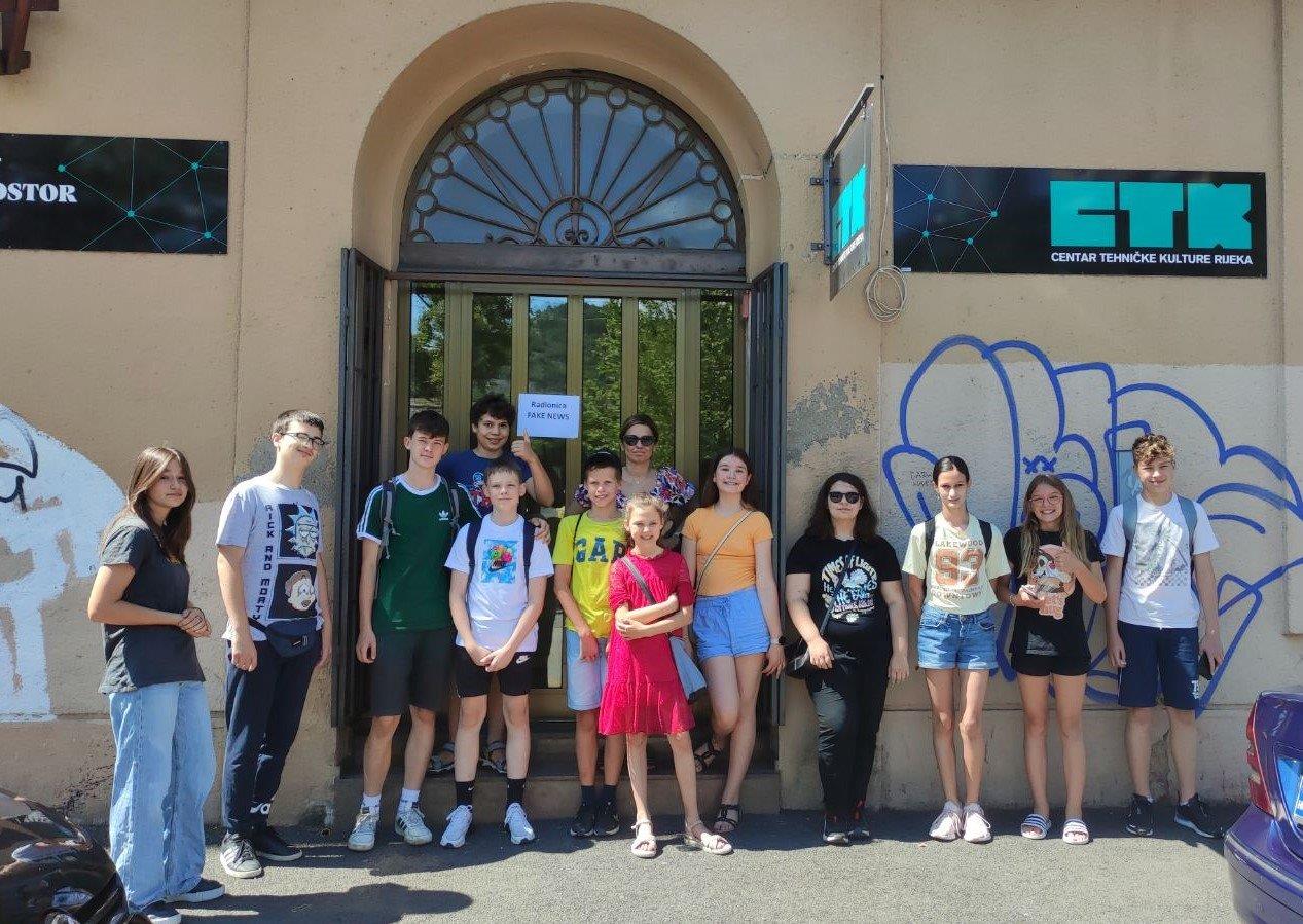 Summer-RInovatoRI-Lab-u-sklopu-programa-RInovatoRI-7 Summer-RInovatoRI-Lab-u-sklopu-programa-RInovatoRI-7