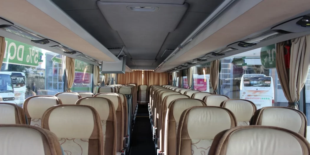 autobus nicelocal autobus nicelocal