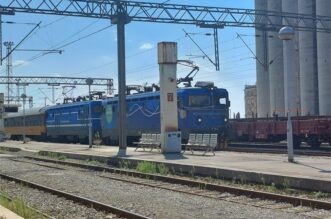 vlak policajci (1) vlak policajci (1)