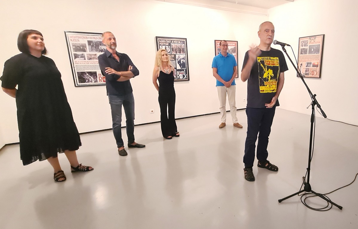 Izložba-Nevjerni-psi-i-druge-priče-Riječki-rock-u-20-točaka-Galerija-Kortil-11