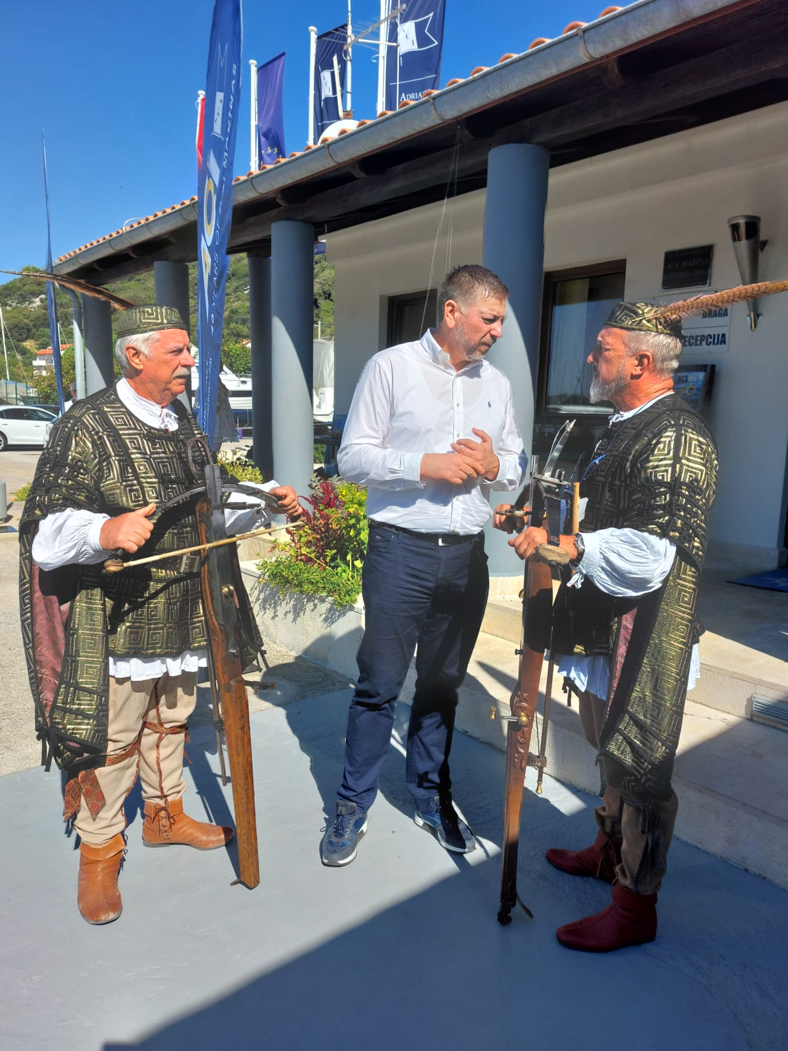 Josip Ostrogović i samostreličari Raba