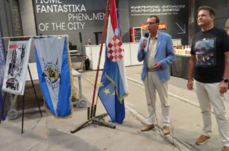Marko-Filipović-i-Marino-Radan-na-otvorenju-Izložbe-FA-RI-2023.-snimio-M.Krpan_ Marko-Filipović-i-Marino-Radan-na-otvorenju-Izložbe-FA-RI-2023.-snimio-M.Krpan_