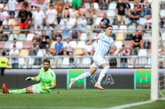 Rijeka: HNK Rijeka i NK Varaždin susreli su se u 7. kolu SuperSport HNL-a Rijeka: HNK Rijeka i NK Varaždin susreli su se u 7. kolu SuperSport HNL-a