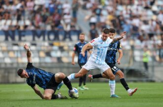 Rijeka: HNK Rijeka i NK Varaždin susreli su se u 7. kolu SuperSport HNL-a Rijeka: HNK Rijeka i NK Varaždin susreli su se u 7. kolu SuperSport HNL-a