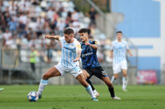 Rijeka: HNK Rijeka i NK Varaždin susreli su se u 7. kolu SuperSport HNL-a Rijeka: HNK Rijeka i NK Varaždin susreli su se u 7. kolu SuperSport HNL-a
