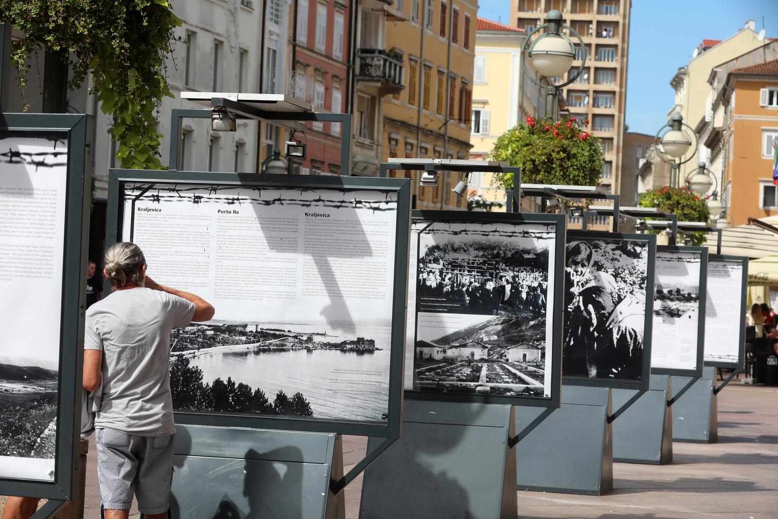 Rijeka: Izlozba Talijanski koncentracijski logori u Hrvatskom primorju 1941-1945. Rijeka: Izlozba Talijanski koncentracijski logori u Hrvatskom primorju 1941-1945.