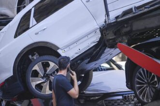 Rijeka: S kamiona za prijevoz automobila visi skupocijeni Audi Rijeka: S kamiona za prijevoz automobila visi skupocijeni Audi