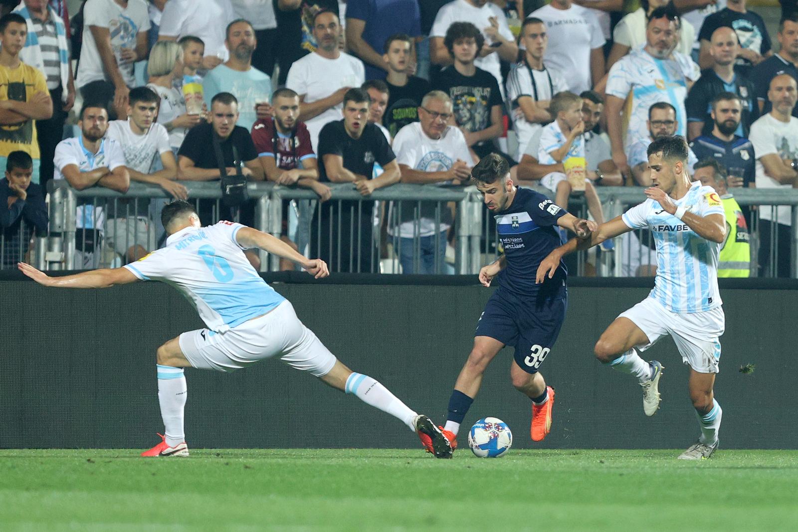 Rijeka: HNK Rijeka i NK Osijek susreli su se u 8. kolu SuperSport HNL-a