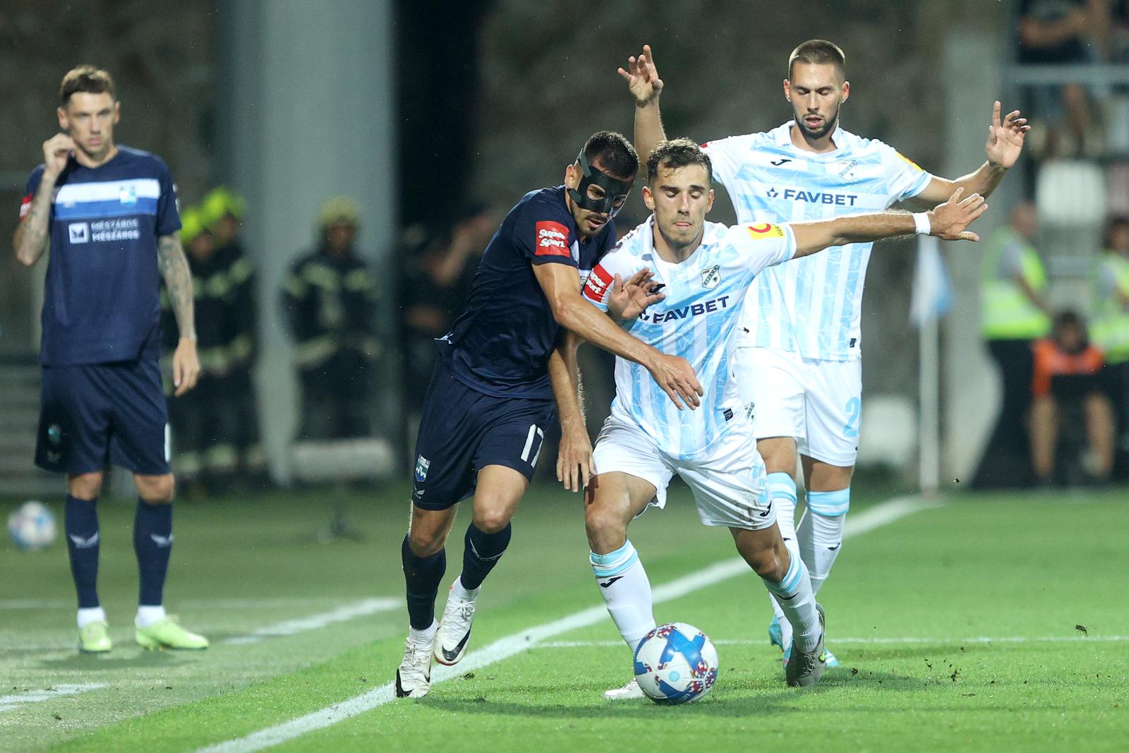 Rijeka: HNK Rijeka i NK Osijek susreli su se u 8. kolu SuperSport HNL-a