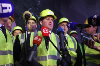 Svečano obilježavanje proboja druge cijevi tunela Učka Svečano obilježavanje proboja druge cijevi tunela Učka