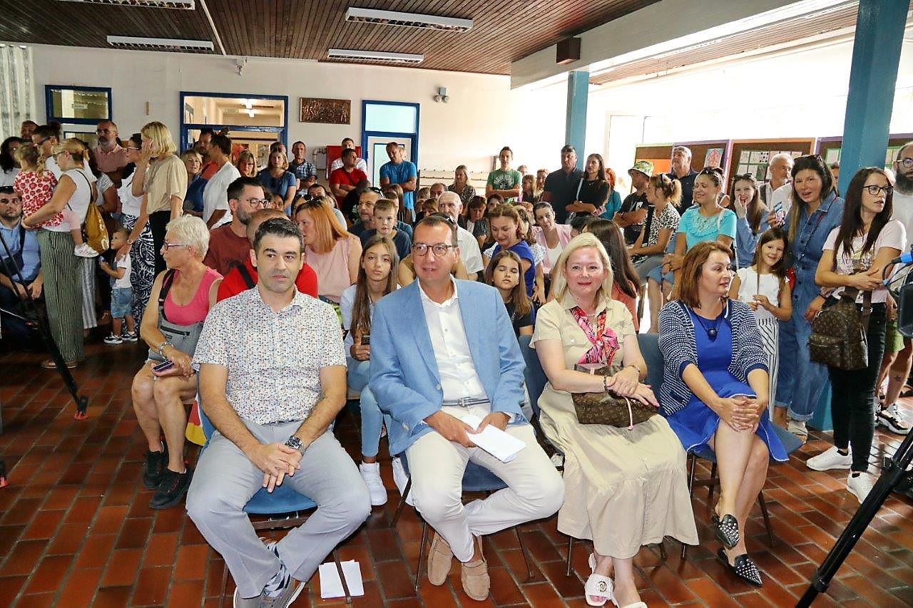 Prvi-dan-škole-u-Osnovnoj-školi-Fran-Franković-5