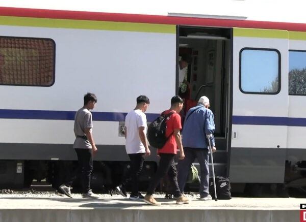 migranti vlak rtl