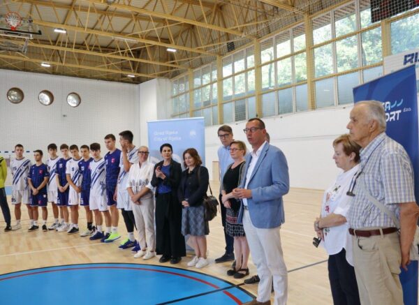 Obilazak-novouređene-dvorane-Sportsko-rekreacijskog-centra-3.-Maj-12
