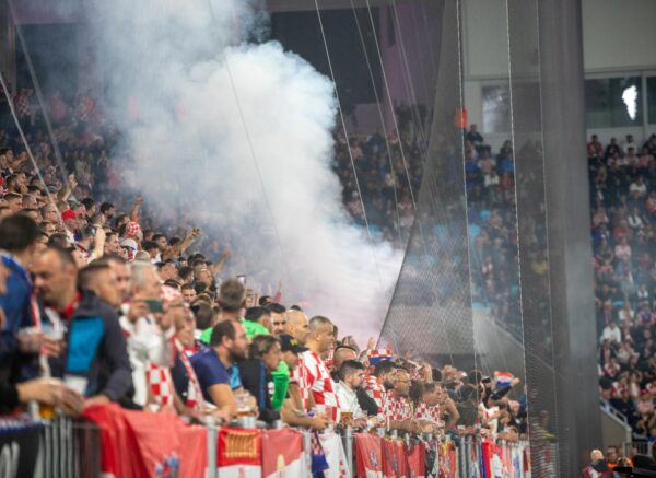 Navijači na Opus Areni na utakmici Hrvatske i Turske