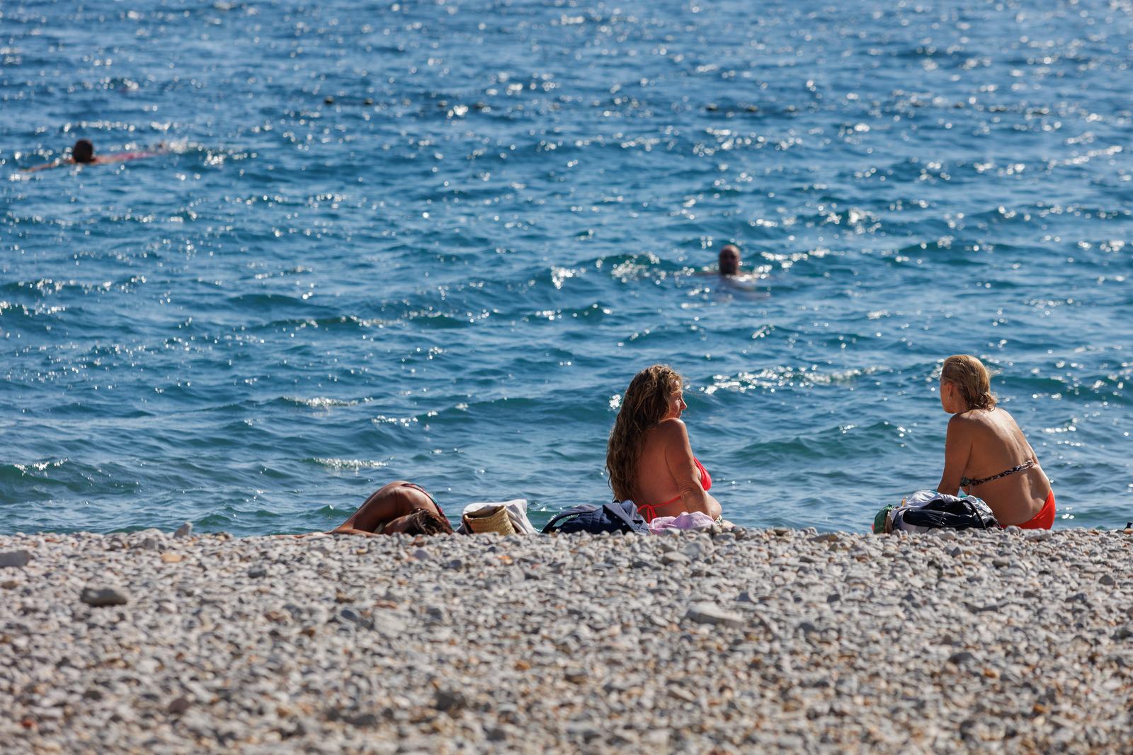 Rijeka: Bablje ljeto na plaži Kantrida
