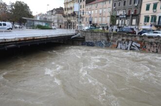Rijeka: Jaka kia izazvala poplave po gradu Rijeka: Jaka kia izazvala poplave po gradu