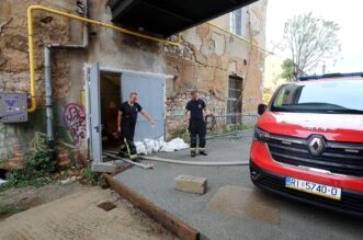 Rijeka: Jaka kisa izazvala poplave po gradu Rijeka: Jaka kisa izazvala poplave po gradu