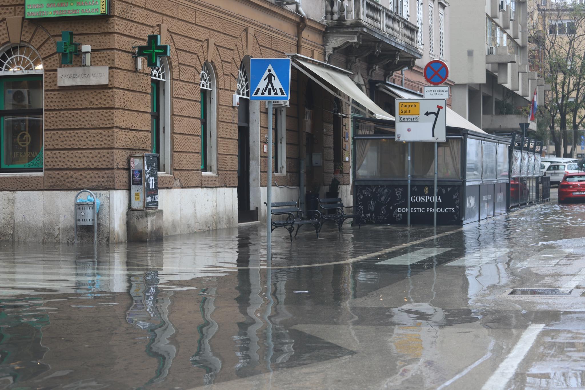 poplava tržnica riportal 2710123 12