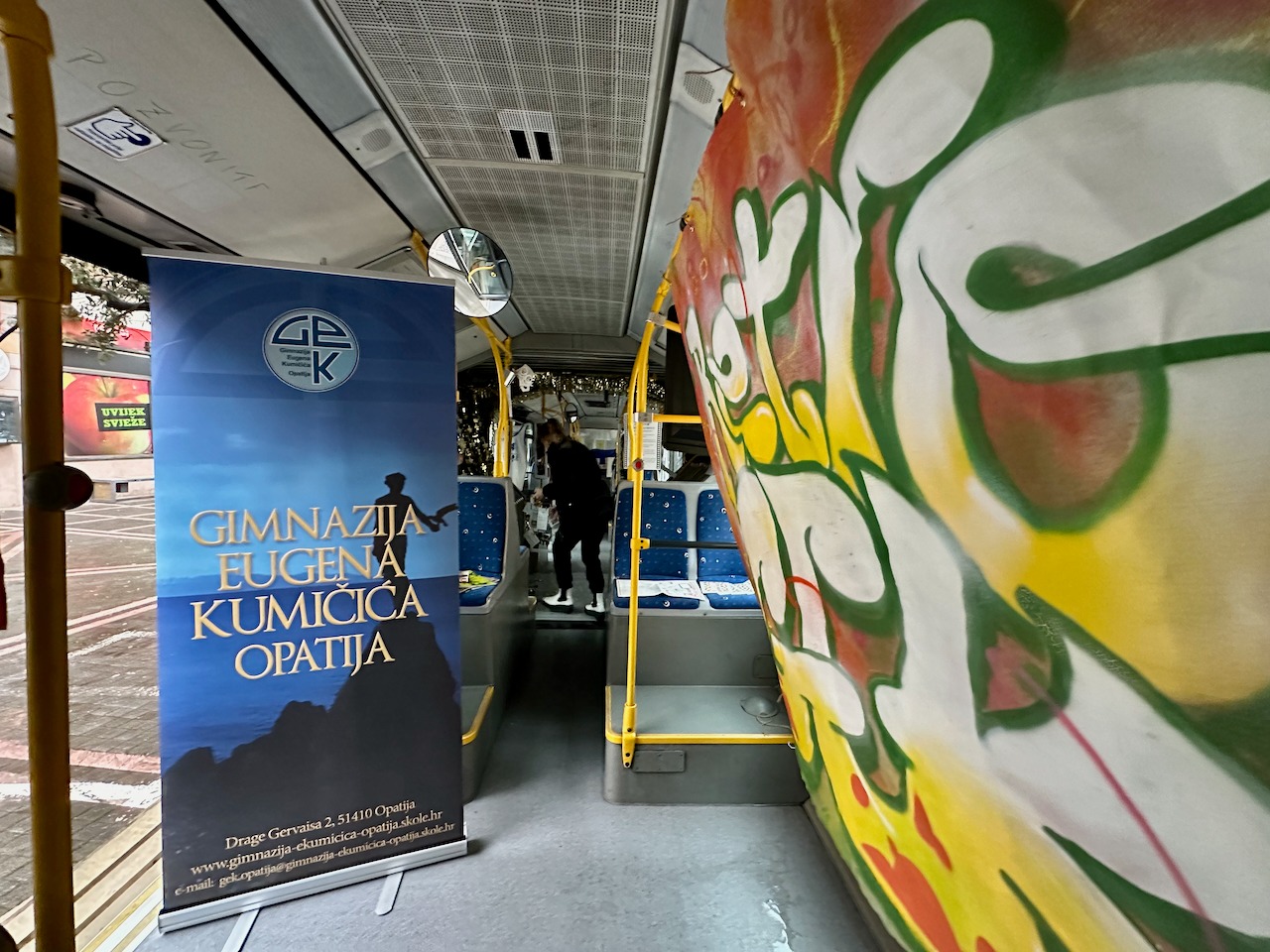 32 bus opatijski gimnazijalci gek (4)