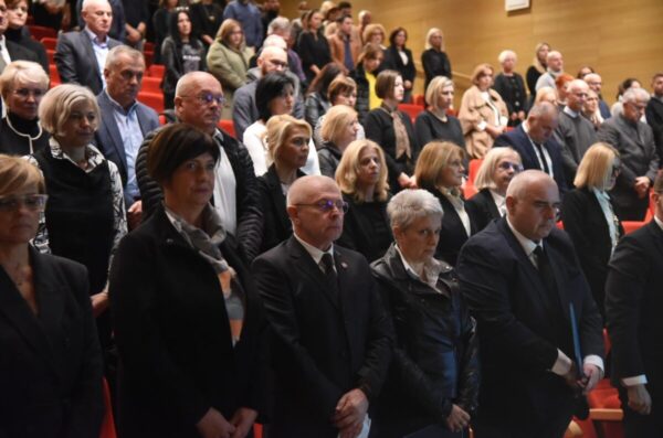 Komemoraciji-za-prof.-dr.-sc.-Alana-Šustića-dr.-med-3-1200×800