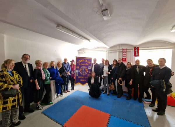Lions-club-Sušak-opremio-Snoezelen-sobu-u-Centru-za-autizam-1
