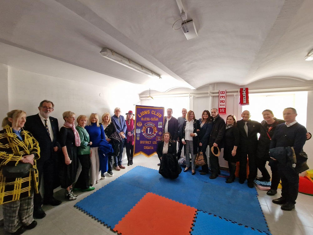 Lions-club-Sušak-opremio-Snoezelen-sobu-u-Centru-za-autizam-1 Lions-club-Sušak-opremio-Snoezelen-sobu-u-Centru-za-autizam-1