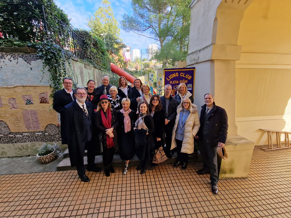 Lions-club-Sušak-opremio-Snoezelen-sobu-u-Centru-za-autizam-2 Lions-club-Sušak-opremio-Snoezelen-sobu-u-Centru-za-autizam-2