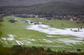 Grobničko polje i prometnice pod vodom Grobničko polje i prometnice pod vodom