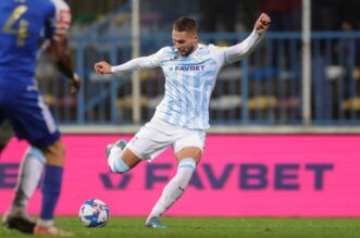 Lokomotiva i Rijeka sastali se u 14. kolu SuperSport HNL-a Lokomotiva i Rijeka sastali se u 14. kolu SuperSport HNL-a