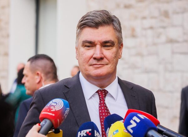 Trogir: Zoran Milanović nakon sjednice Gradskog vijeća Grada Trogira dao je izjavu za medije