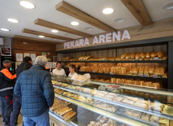 U riječkoj pekari od danas pa do kraja mjeseca za bijeli kruh treba izdvojiti 60 centi