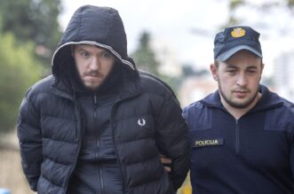 Rijeka: Privođenje osumnjičenih za kripto prevaru Rijeka: Privođenje osumnjičenih za kripto prevaru