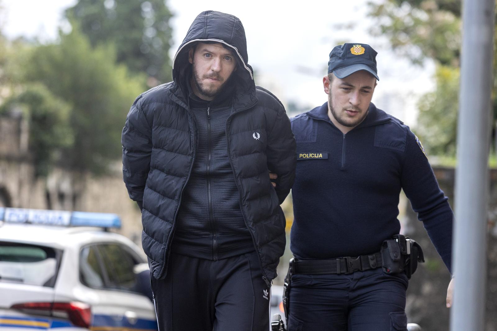 Rijeka: Privođenje osumnjičenih za kripto prevaru Rijeka: Privođenje osumnjičenih za kripto prevaru