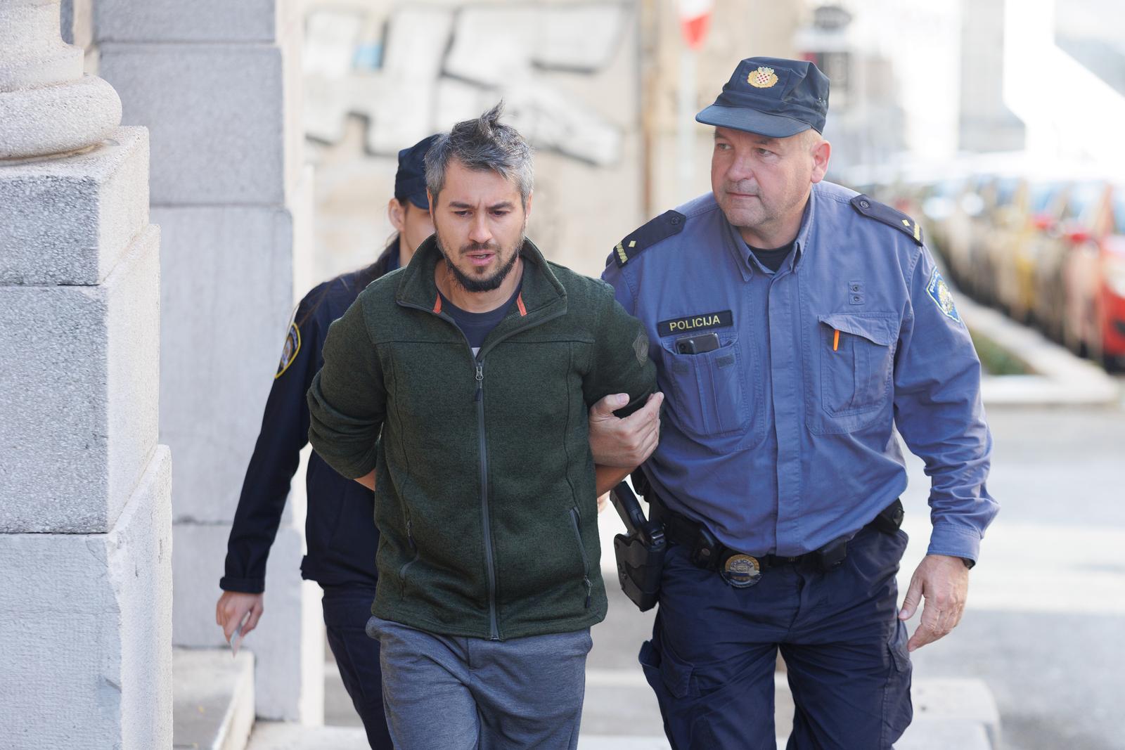 Rijeka: Privođenje osumnjičenih za kripto prevaru Rijeka: Privođenje osumnjičenih za kripto prevaru