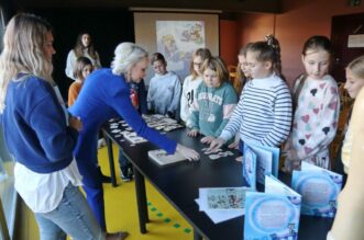 Predstavljanje-projekta-genetičkog-opismenjavanja-djece-i-provedba-radionica-Slagalica-naslijeđa-14-1200×800 Predstavljanje-projekta-genetičkog-opismenjavanja-djece-i-provedba-radionica-Slagalica-naslijeđa-14-1200×800