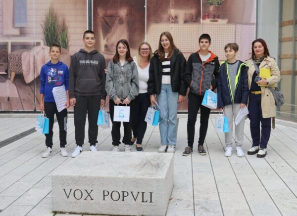 Učenički-program-na-kamenu-Vox-populi-13-1200×800