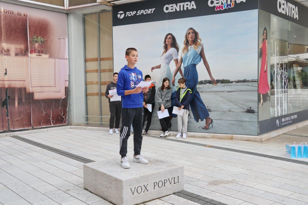 Učenički-program-na-kamenu-Vox-populi-3 Učenički-program-na-kamenu-Vox-populi-3