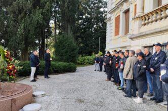 opatija polaganje vijenaca zrtve domovinskog rata (1) opatija polaganje vijenaca zrtve domovinskog rata (1)