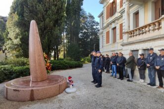opatija polaganje vijenaca zrtve domovinskog rata (12) opatija polaganje vijenaca zrtve domovinskog rata (12)